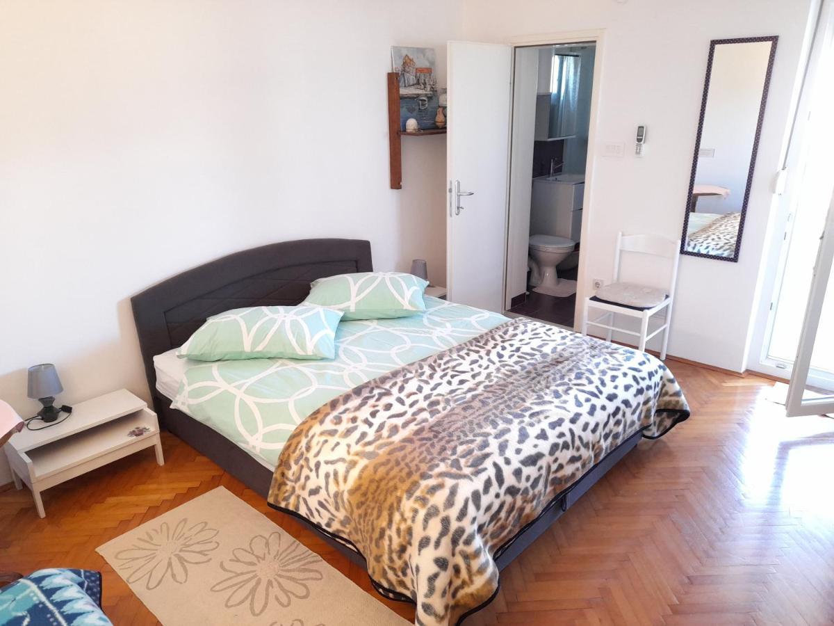 Perica Apartment And Perica Room With Separate Entrance 자다르 외부 사진