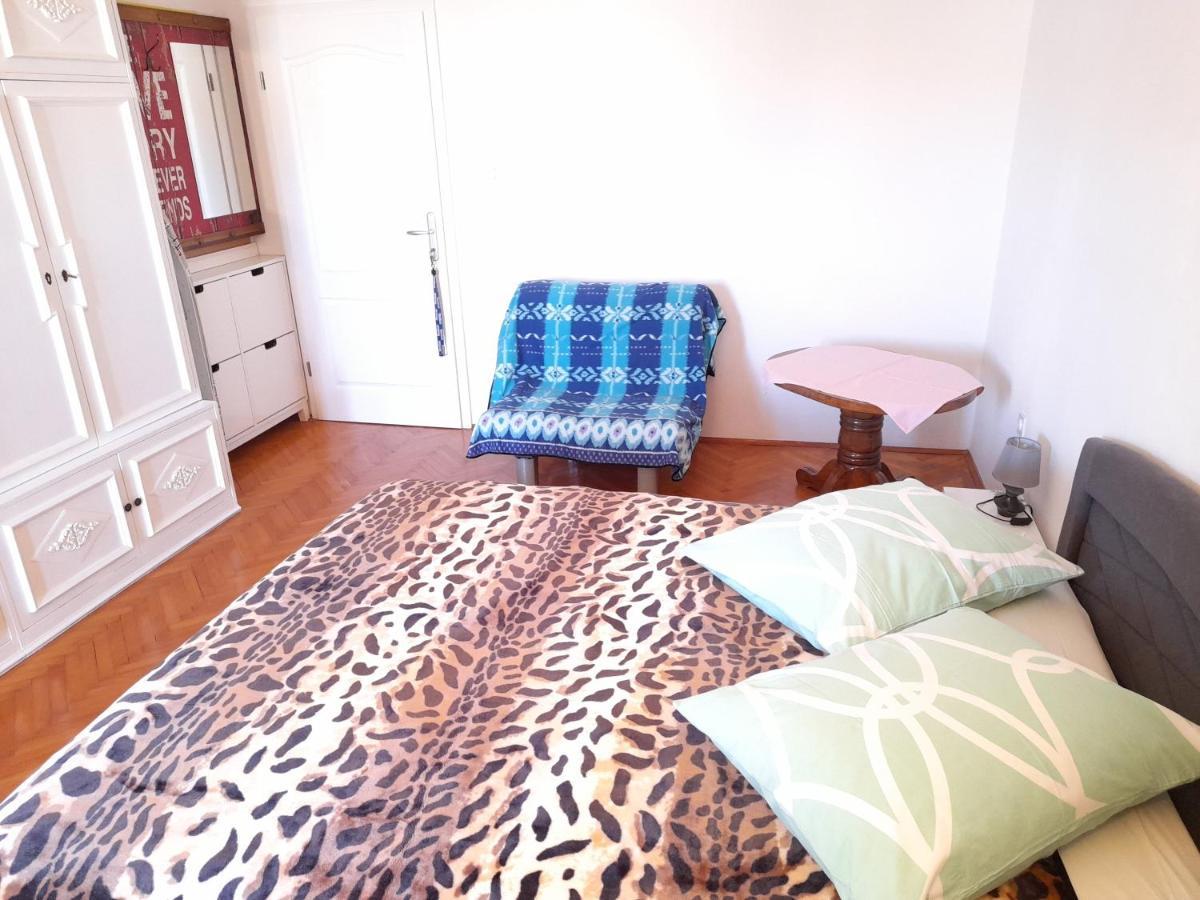 Perica Apartment And Perica Room With Separate Entrance 자다르 외부 사진